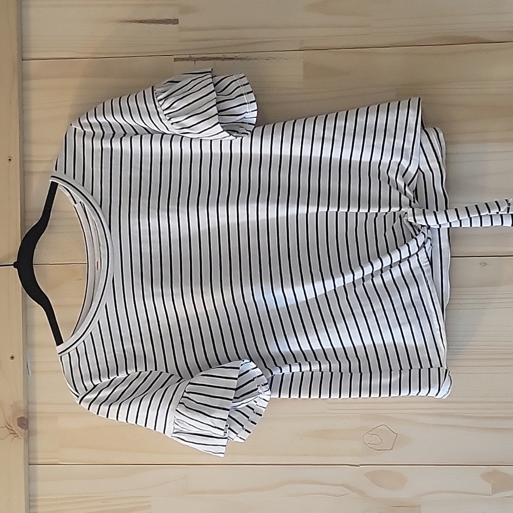 Striped tie front tee